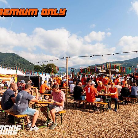 מלון Spielberg Bei Knittelfeld Racingtours Racecamp - Spielberg מראה חיצוני תמונה